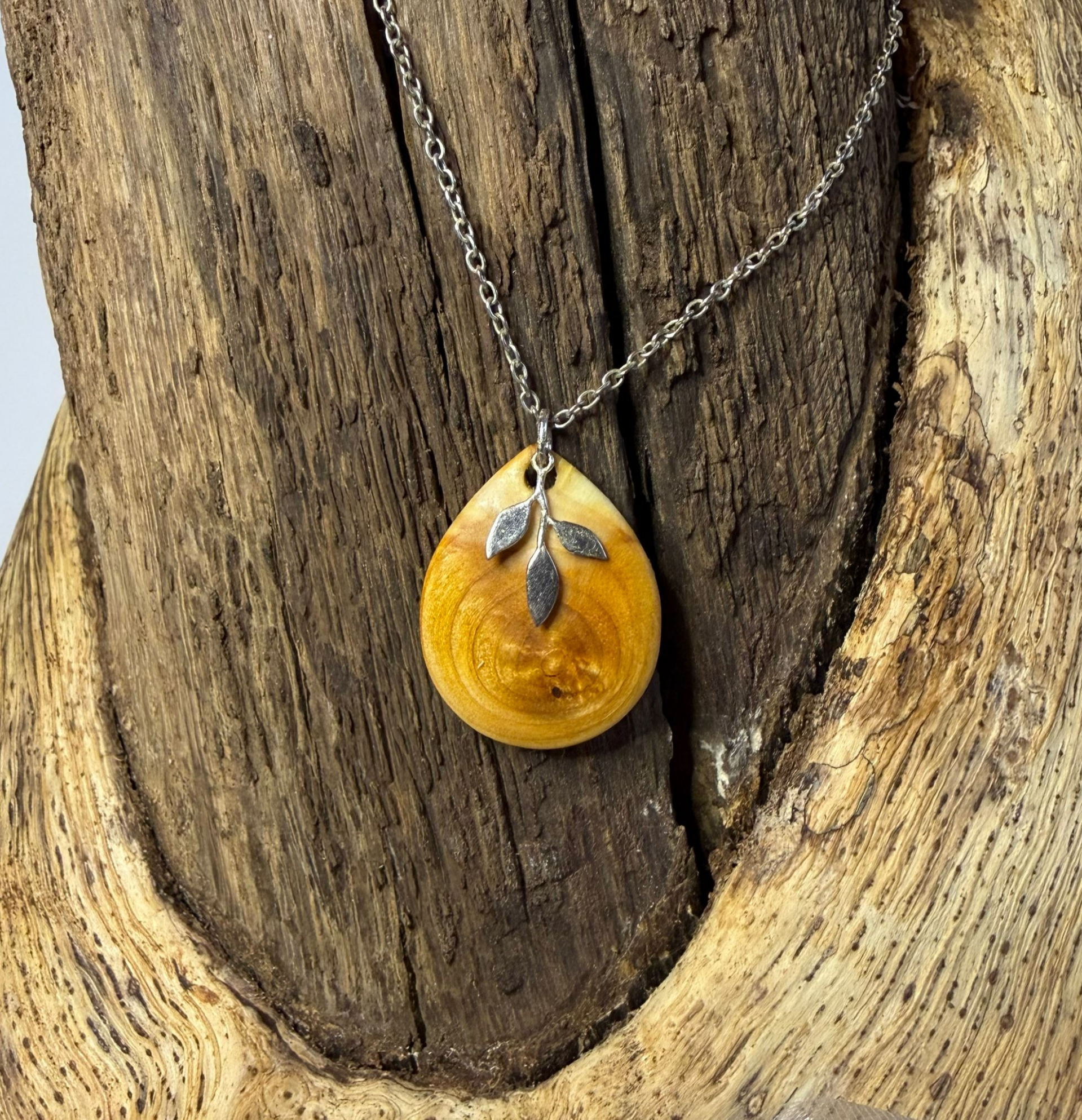 Buchenbaumperle mit Silberhalskette (HK45-2)