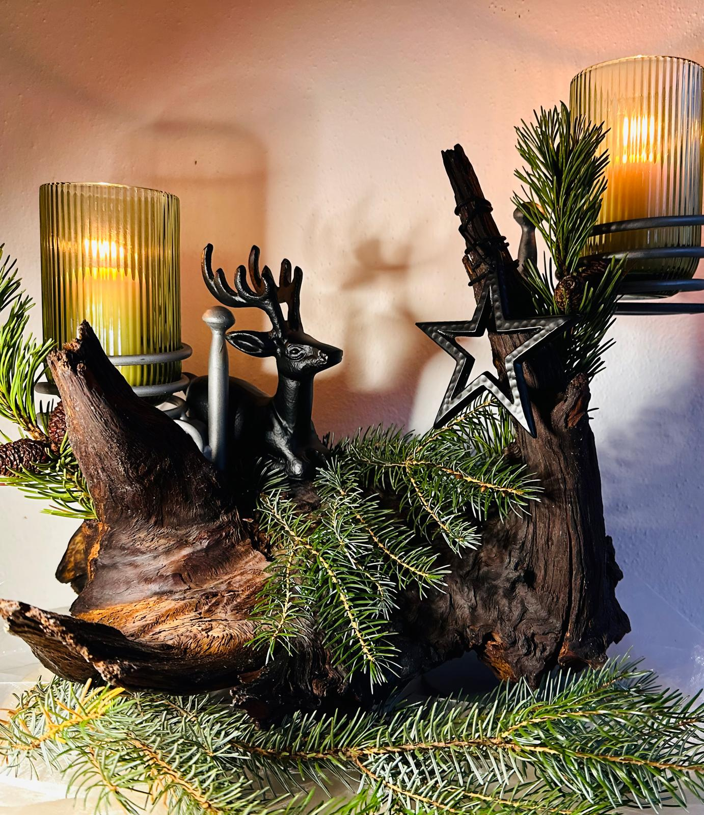 Kerzenständer aus 130 Jahre alter Wurzel