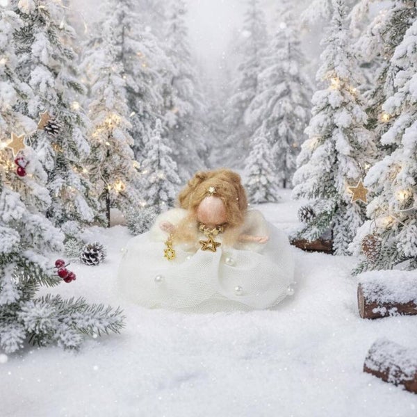 Weihnachtliche Filzelfe