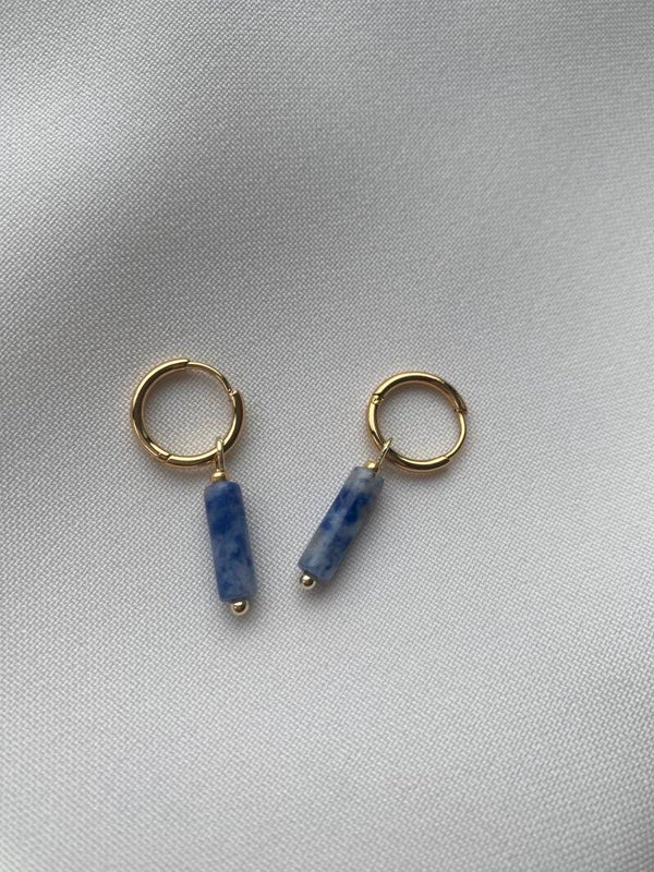Handmade oorbellen marmer donker blauw