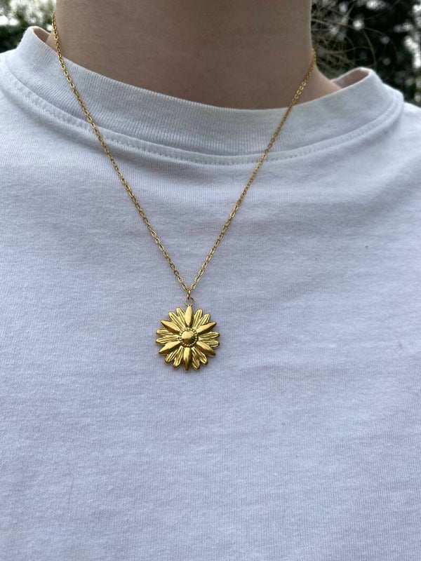 Flower necklace