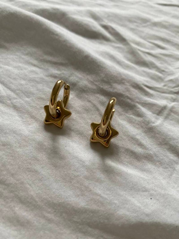 Baby star earrings