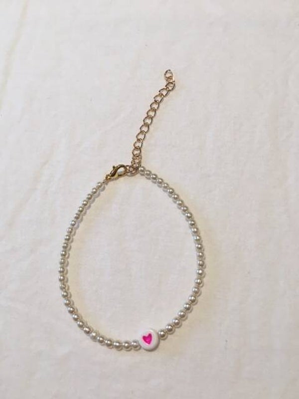 armband kleine parels en hartje