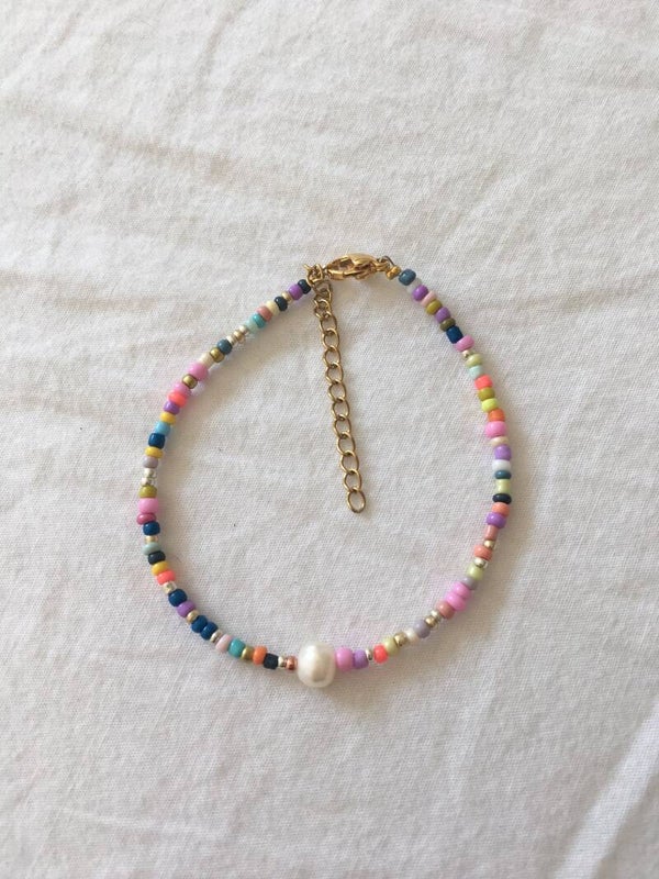 multicolor armband met parel