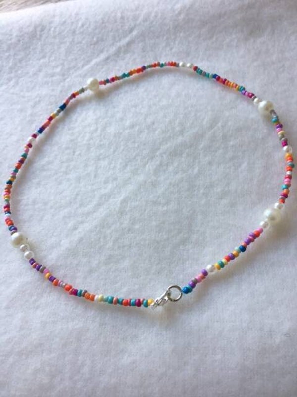 Multicolor ketting met parels