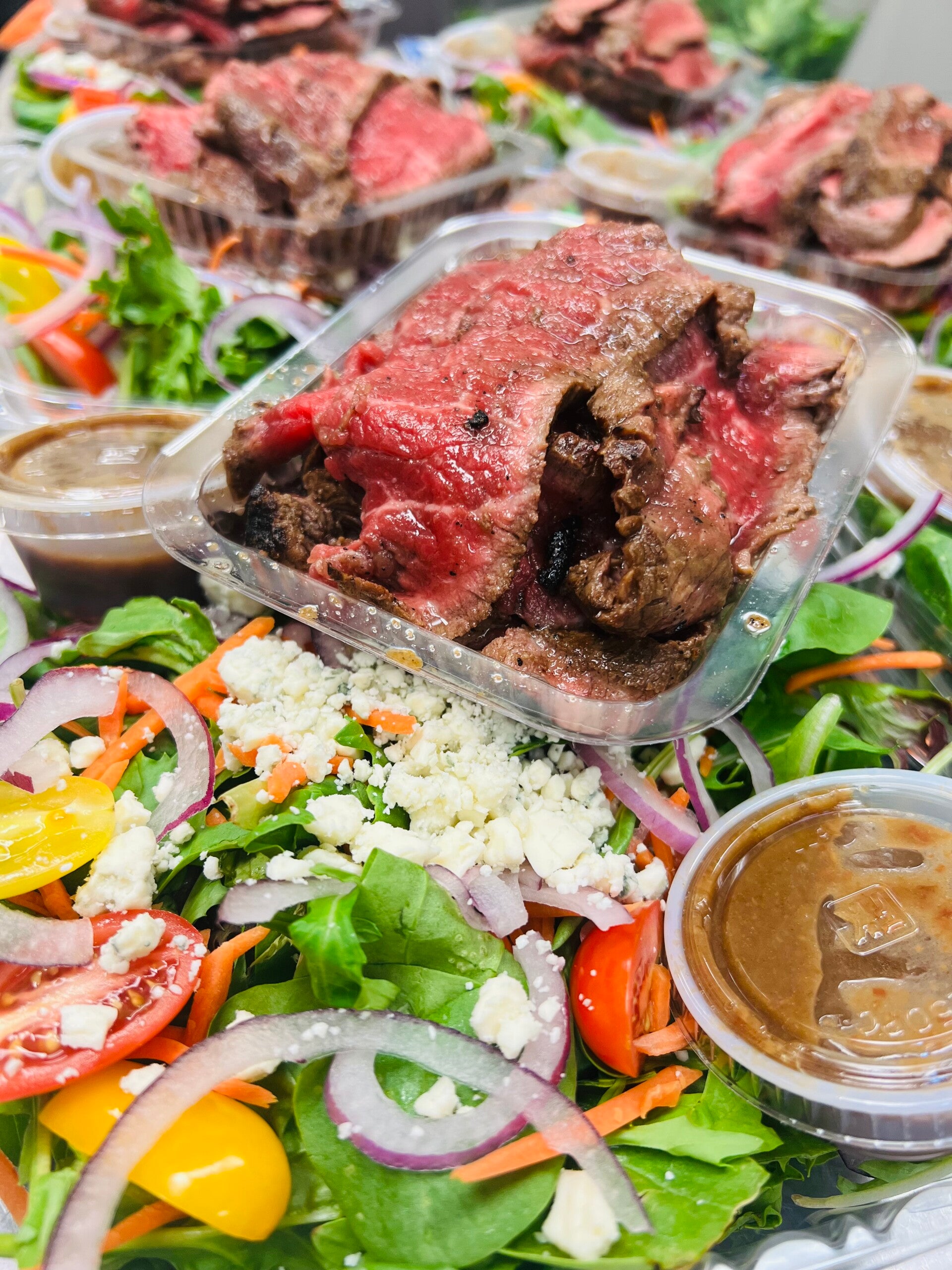 about-leosgourmetmarket