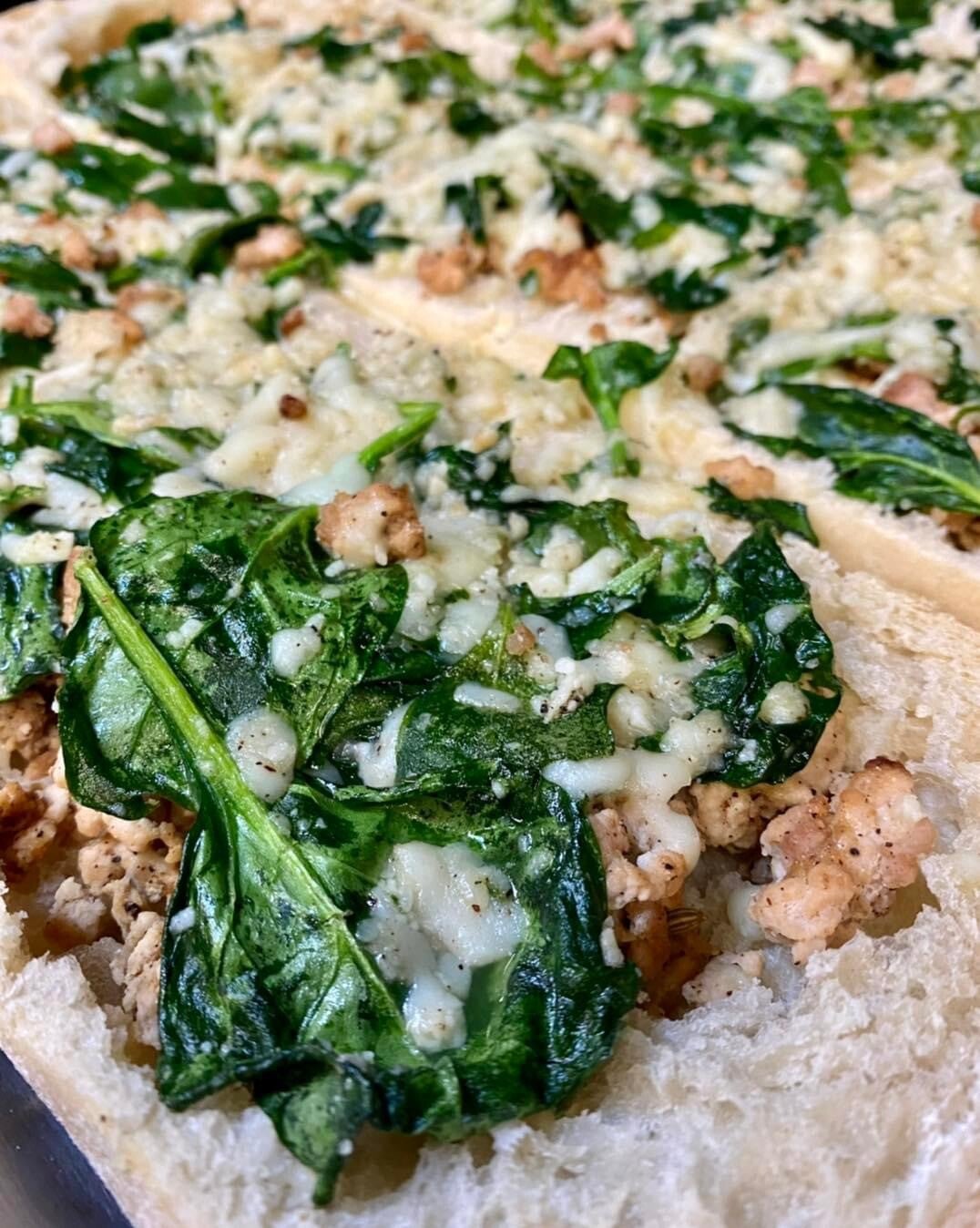 about-leosgourmetmarket