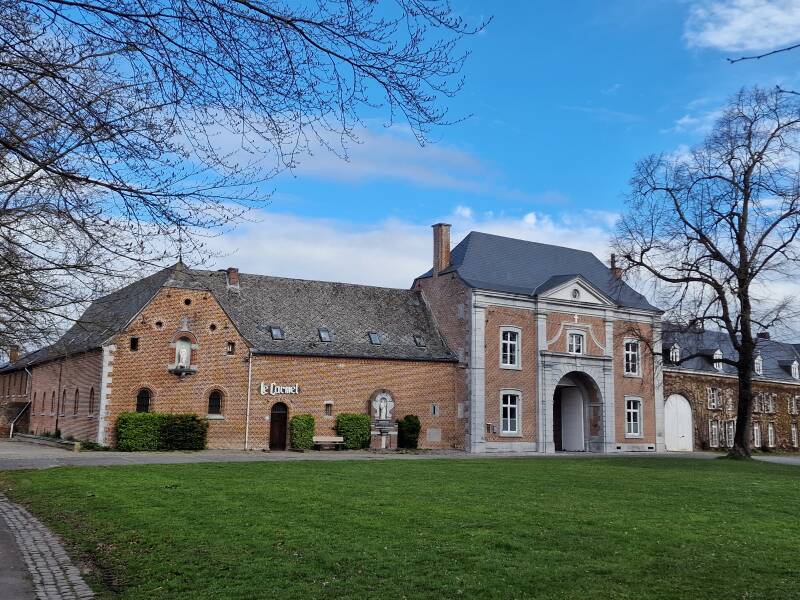 Le Carmel Lens-Saint-Remy