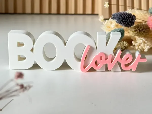 Booklover decor