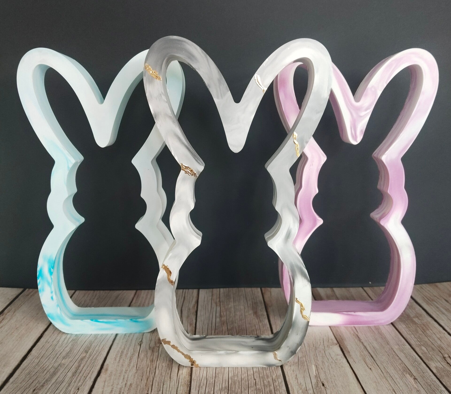 Deko-Hasen aus Keraflott – marmoriert