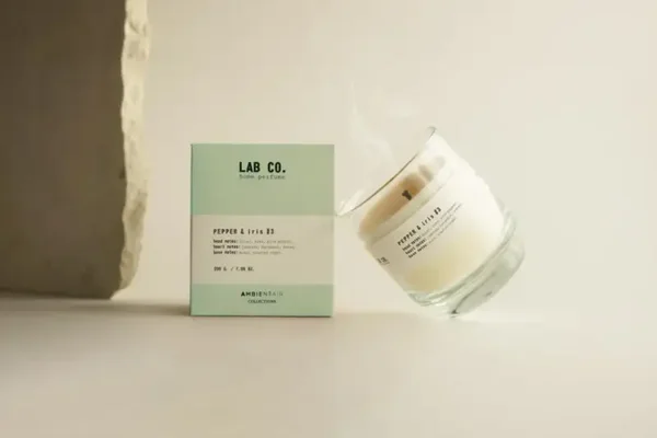 LAB CO 40h geurkaars: Peper & Iris #3