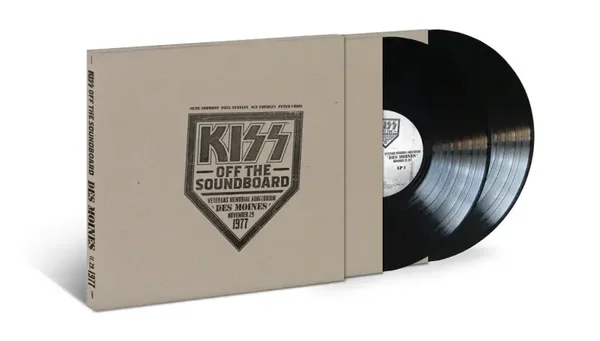 LP Kiss - Off The Soundboard Veterans Memorial Auditorium Des Moines November 29 1977 - Hard Rock
