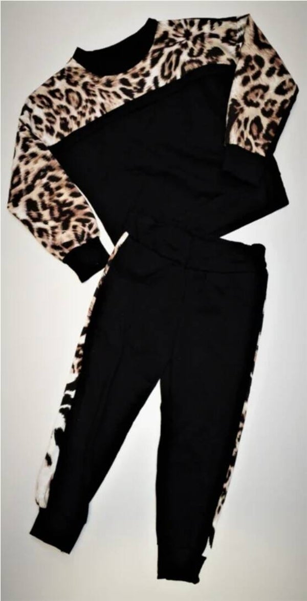 Little bit of leopard black