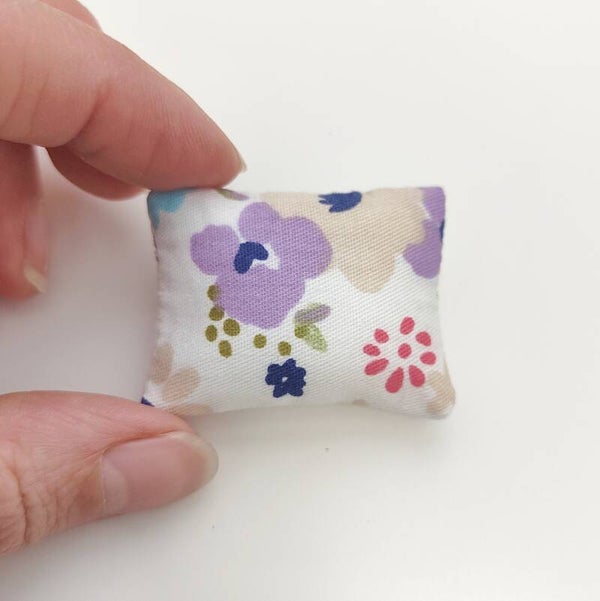 Kussentje Lila Beige Bloem