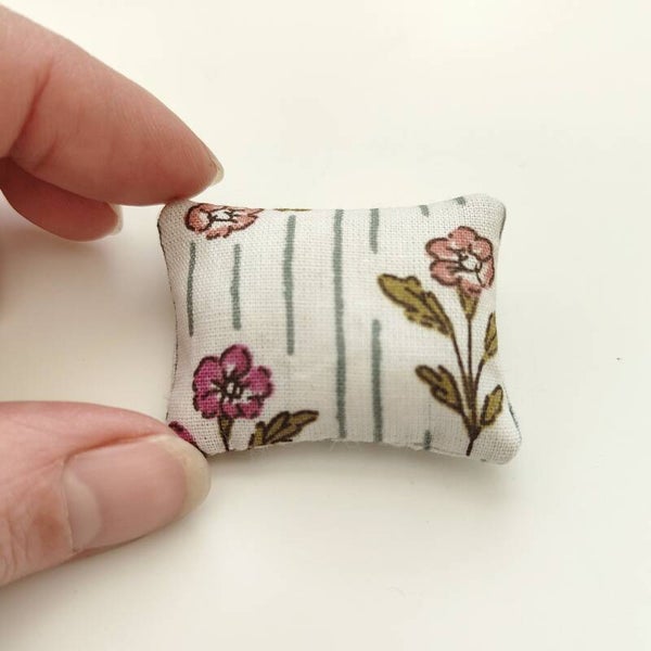 Kussentje Bloemen & Streepje (rechthoek)