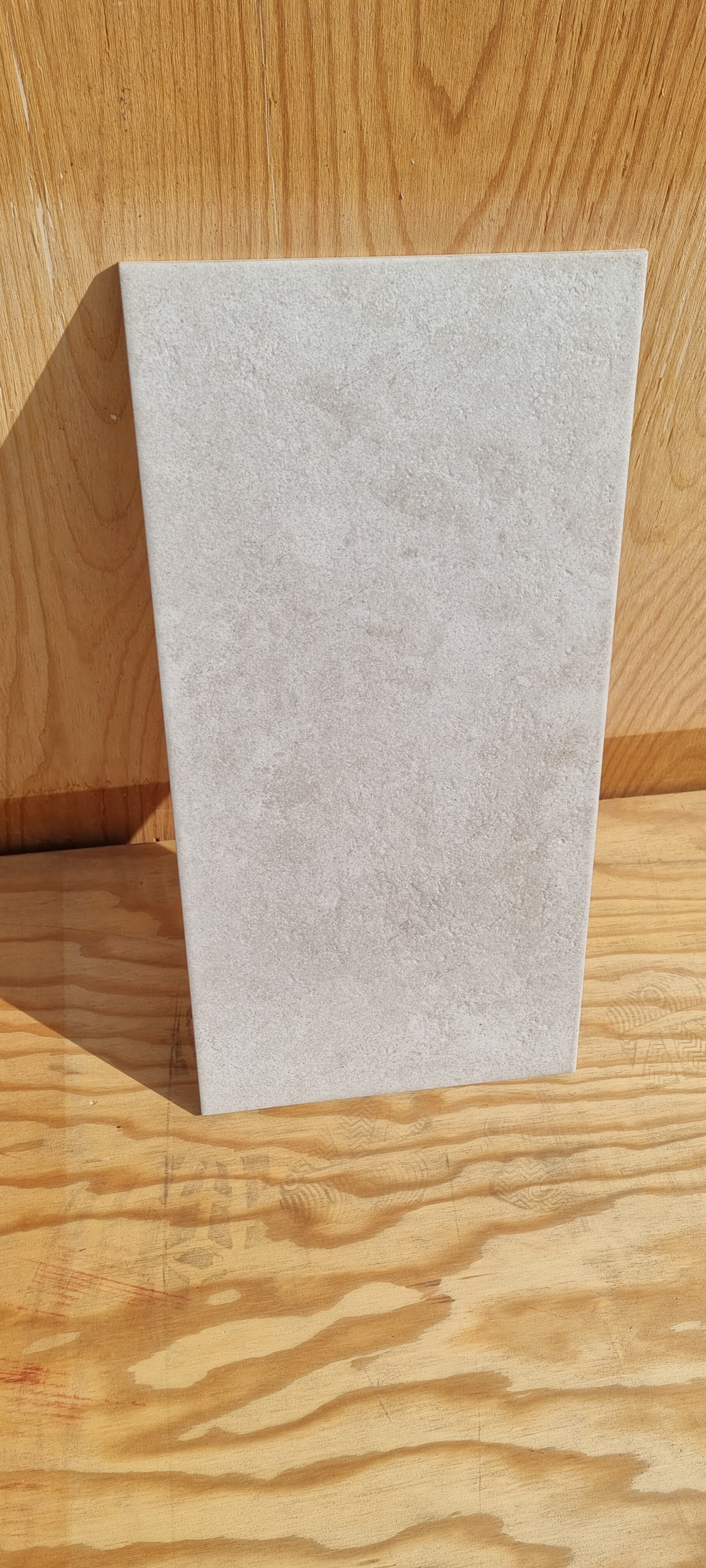 Carrelage gré cérame gris GRIP