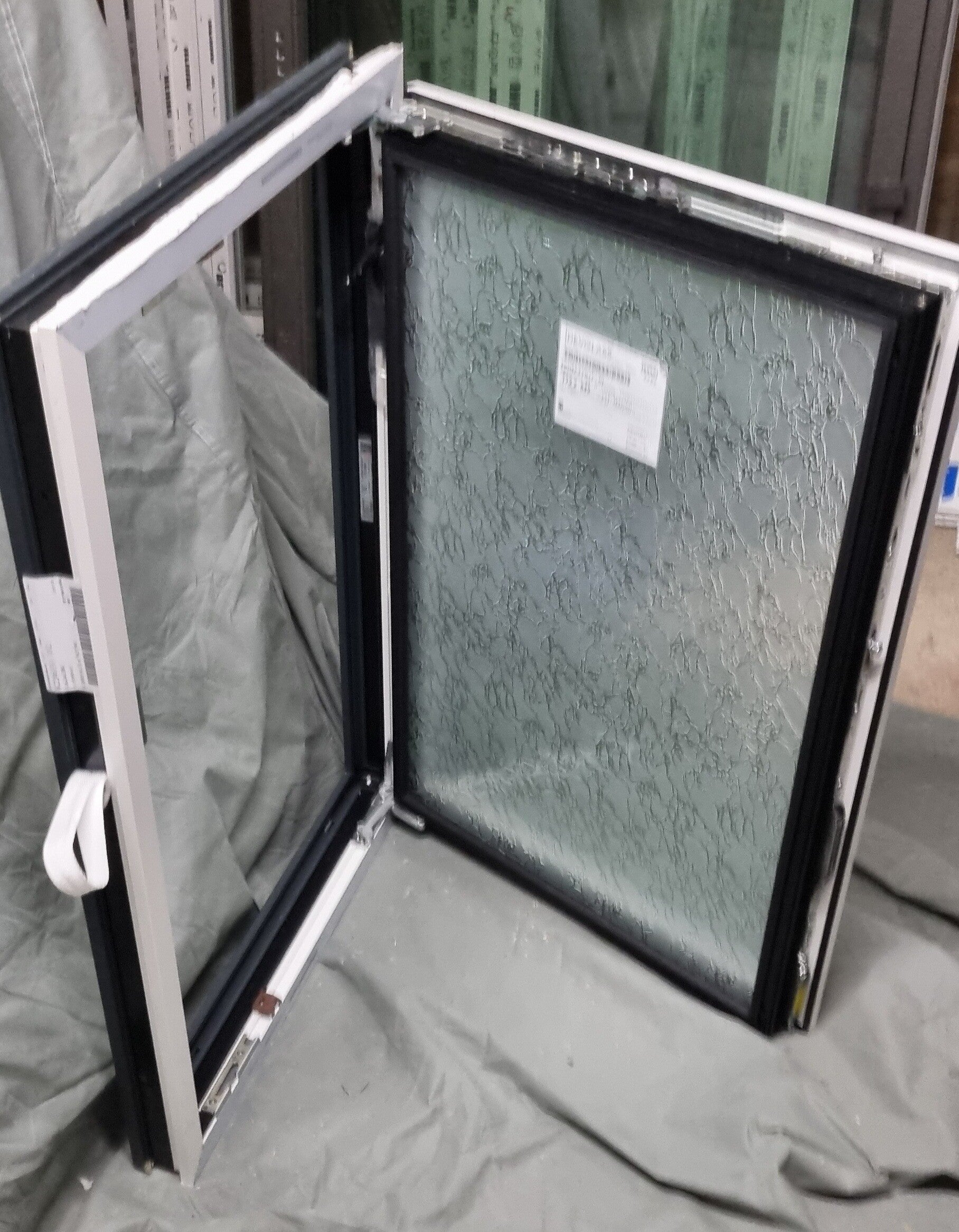 fenêtre aluminium oscillo-battant
