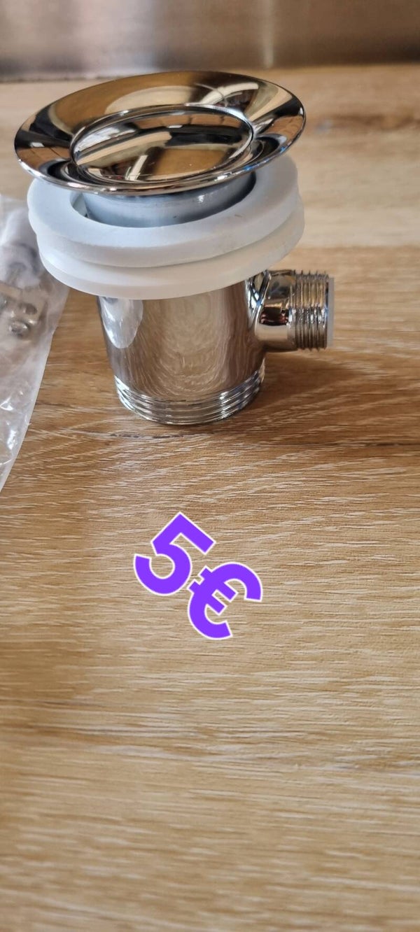 vidage de lavabo en laiton