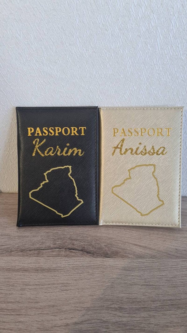Pochette de passeport ( prénom + carte de pays )