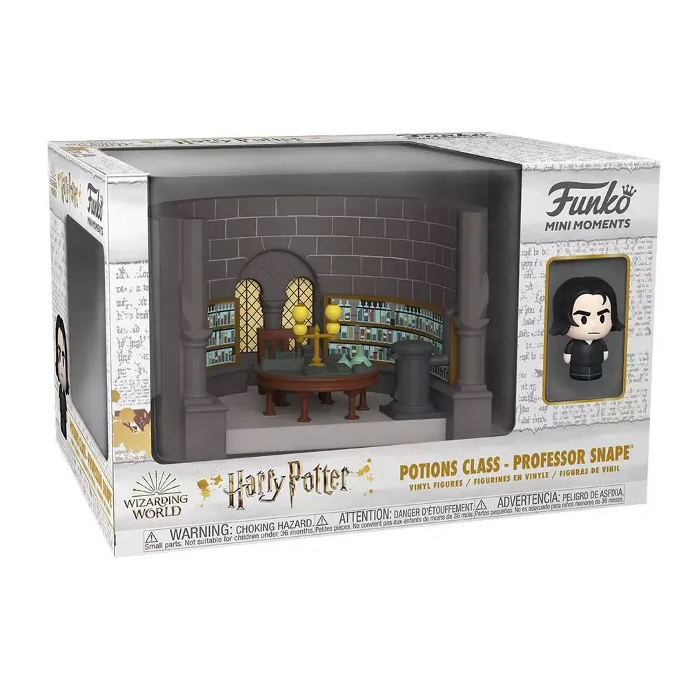Figurine Mini Moments Harry Potter de Severus Rogue Potions Class, mesure environ 23cm. Produit officiel par Funko.