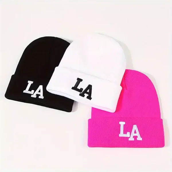 Bonnet  brodé LA couleur unie