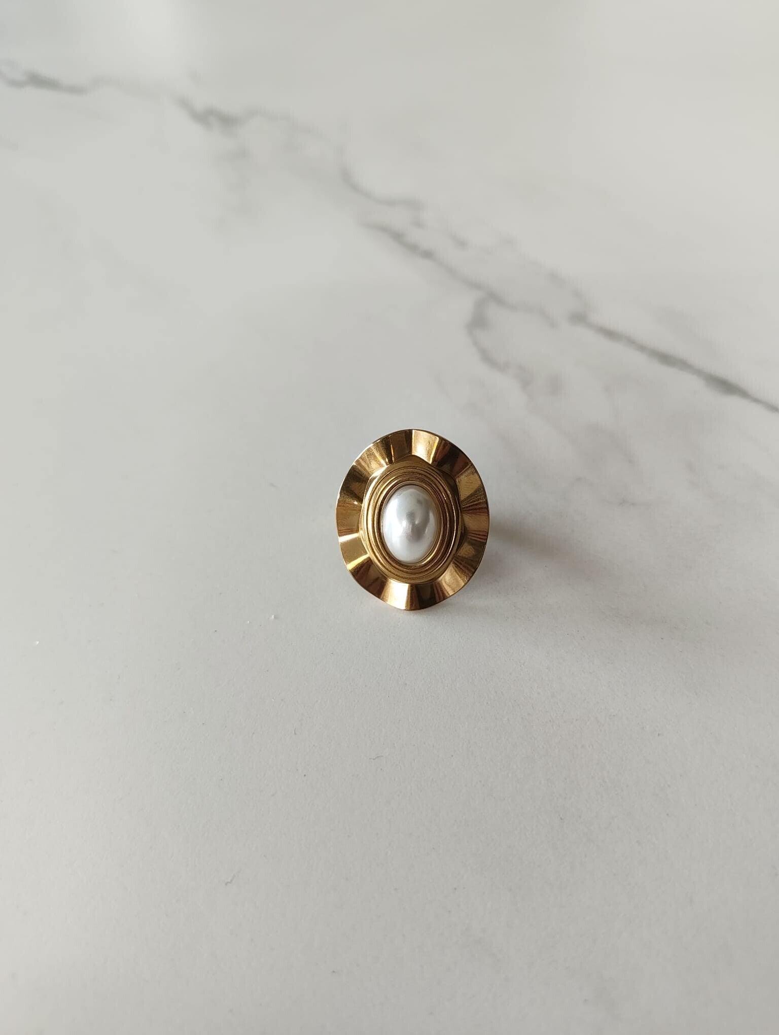 Ring 019