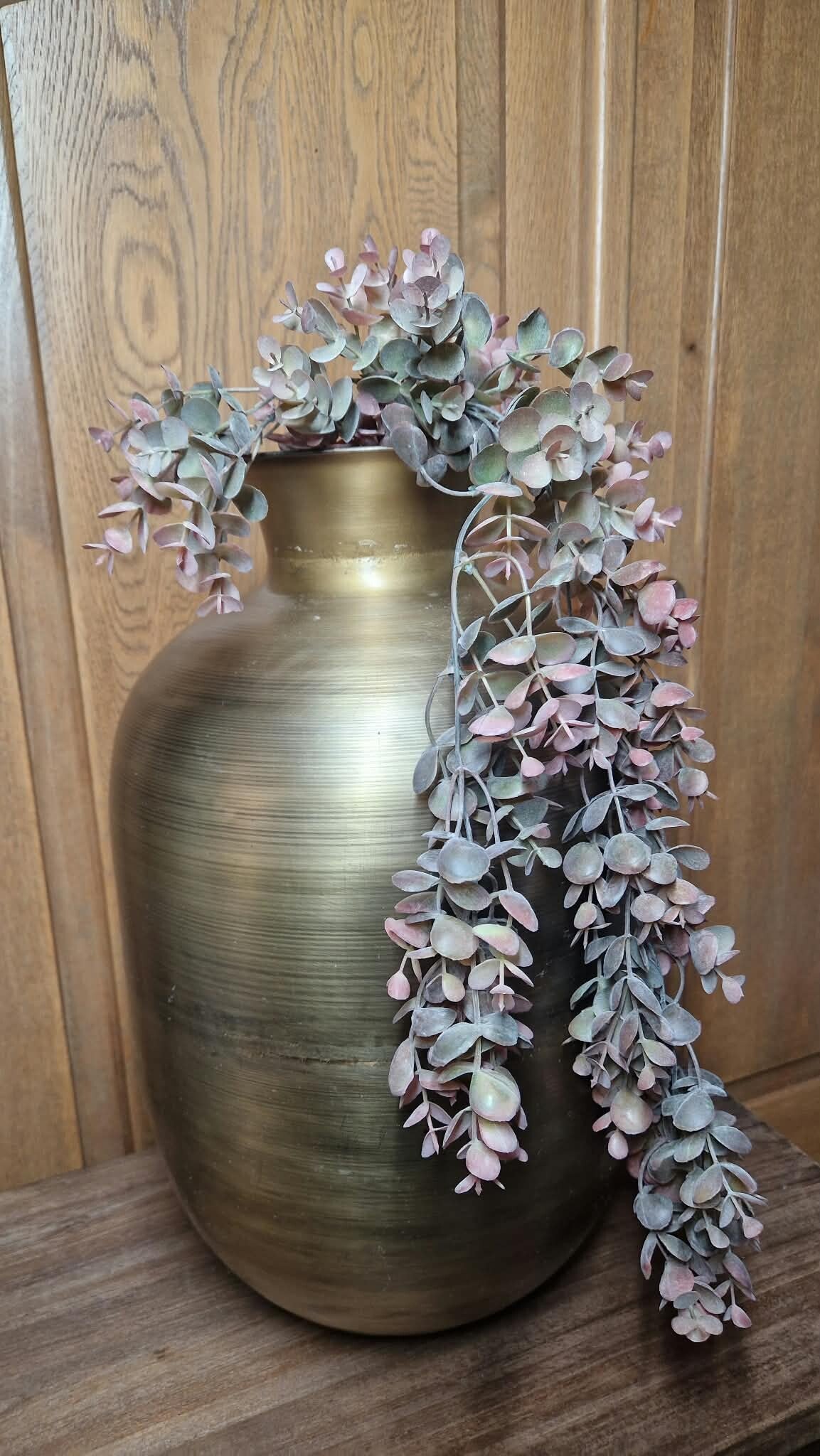 kunsttoef eucalyptus met ronde, vergrijsde mauve roze blaadjes