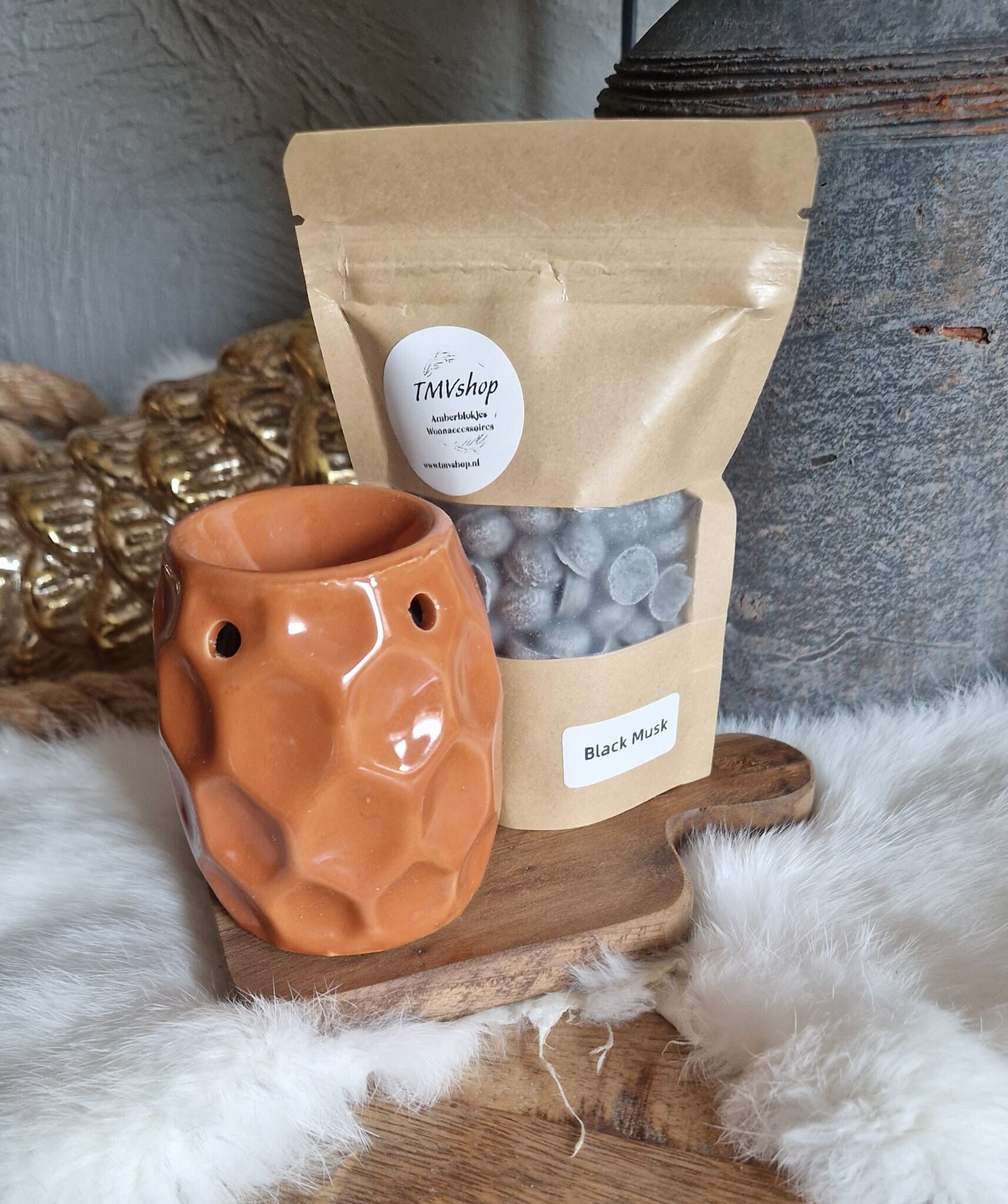 Cadeau set geurbrander Sandstone met plankje Black Musk