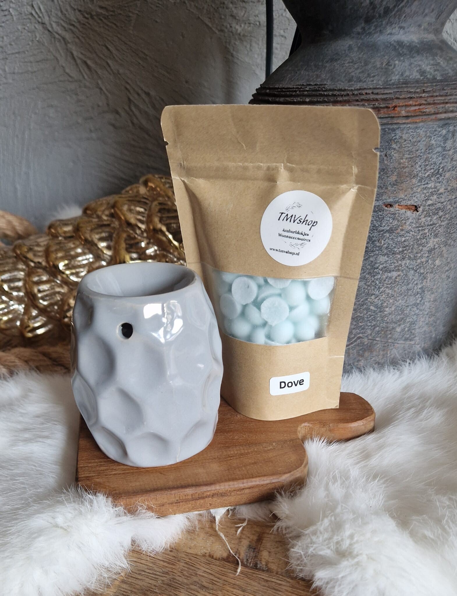 Cadeau set geurbrander Grijs met plankje Dove