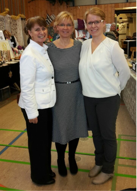 Von links nach Rechts Silvia, Loni und Constanze als Trio SiLoCo bei der Hobby und Kunst Messe