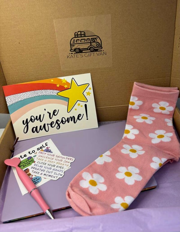 Lilac head toe gift box