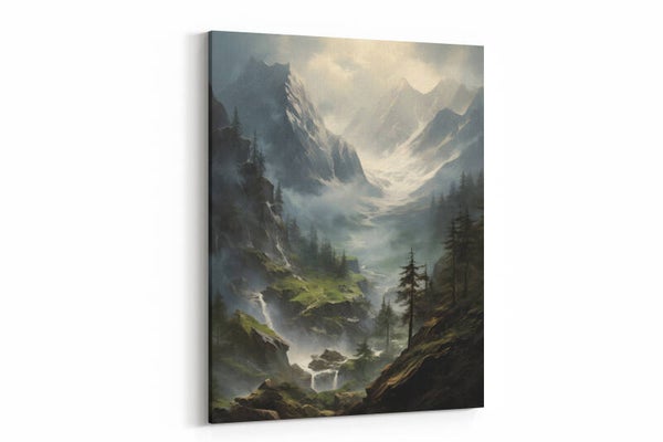Dramatisch berglandschap met mist