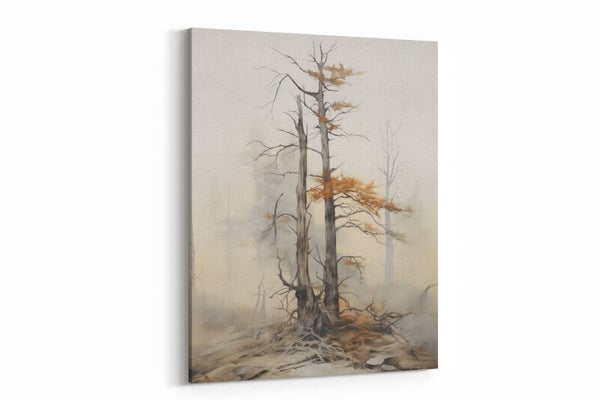 Eenzame boom in een mistig landschap