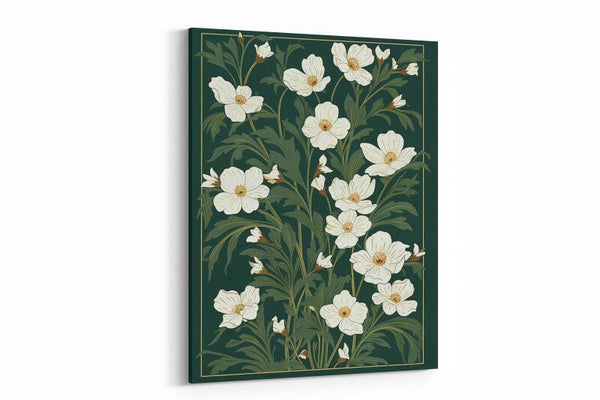 Witte bloemen op een diepe groene achtergrond