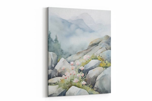 Rotsachtig berglandschap in zachte tinten