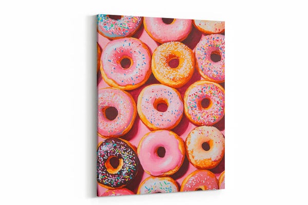 Een schaal gevuld met heerlijke roze donuts met glazuur