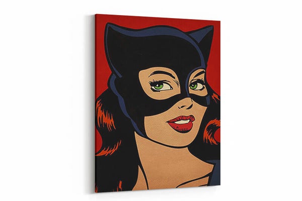 Vrouw met kattenmasker