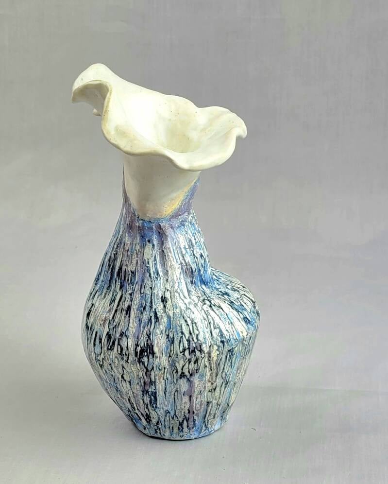 Dancing Vase, 2023
