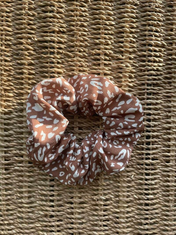 Scrunchie Haarwokkel Licht bruin