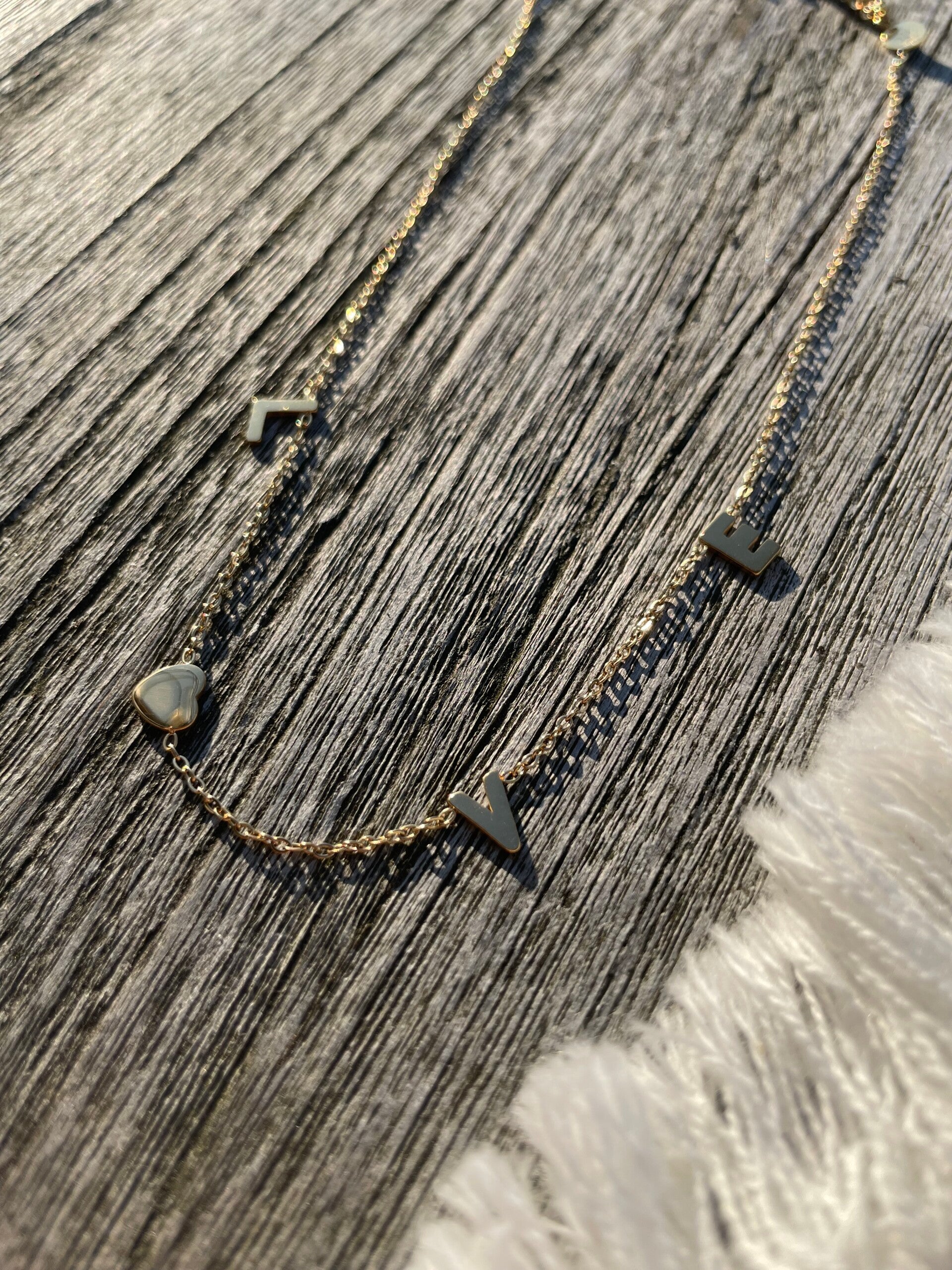 Ketting met love goud