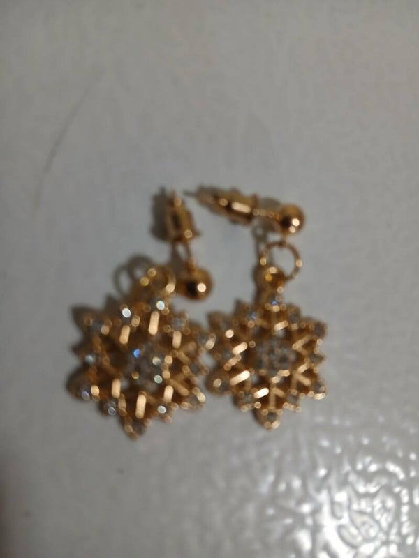 Holiday Christmas Post with Snowflake Gold Sparkle