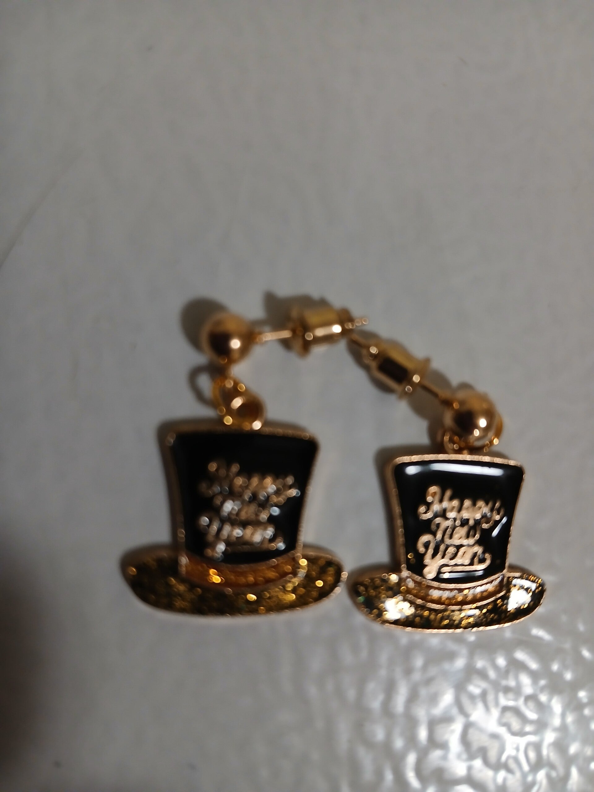 Holiday New Year Pot with Happy New Year Hat