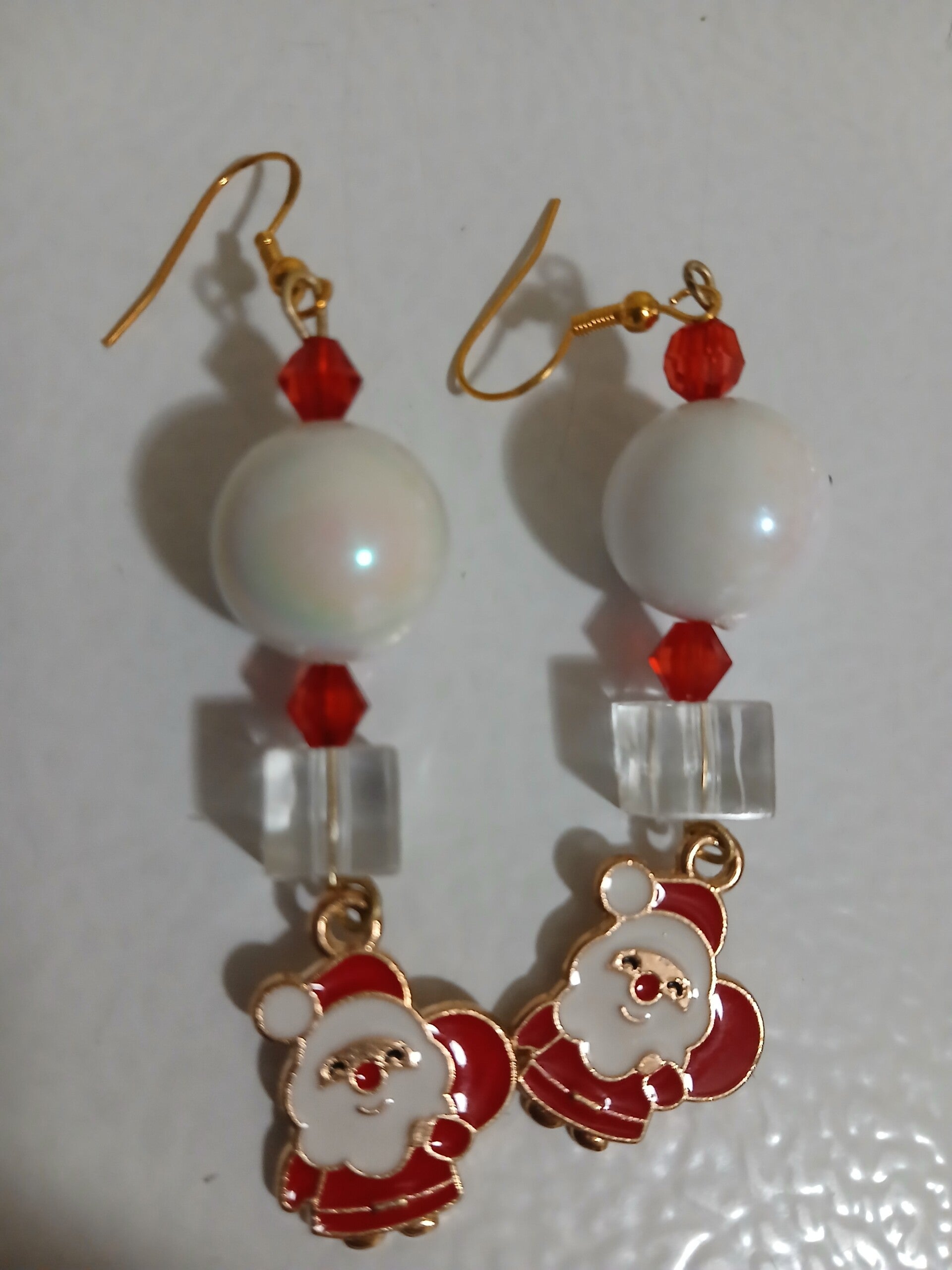 Holiday Christmas Dangle Santa full with white bead