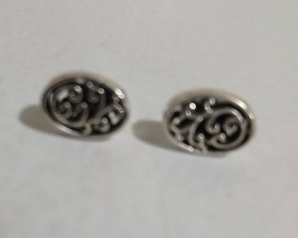 Post Ovals Design Silver