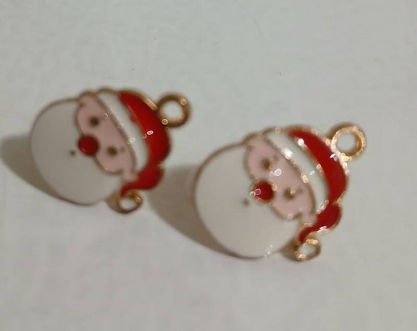 Holiday Christmas Posts Santa Face