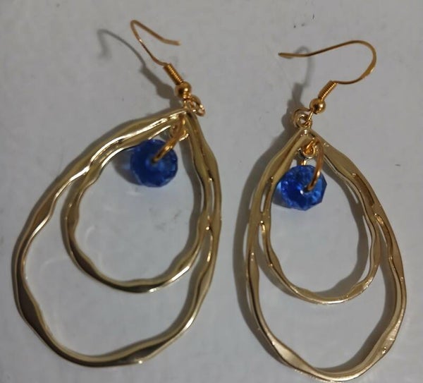 Birthstone September Sapphire gold hoop