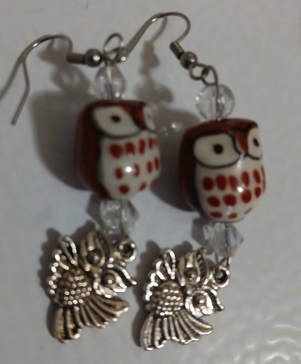 Dangle Owl Maroon