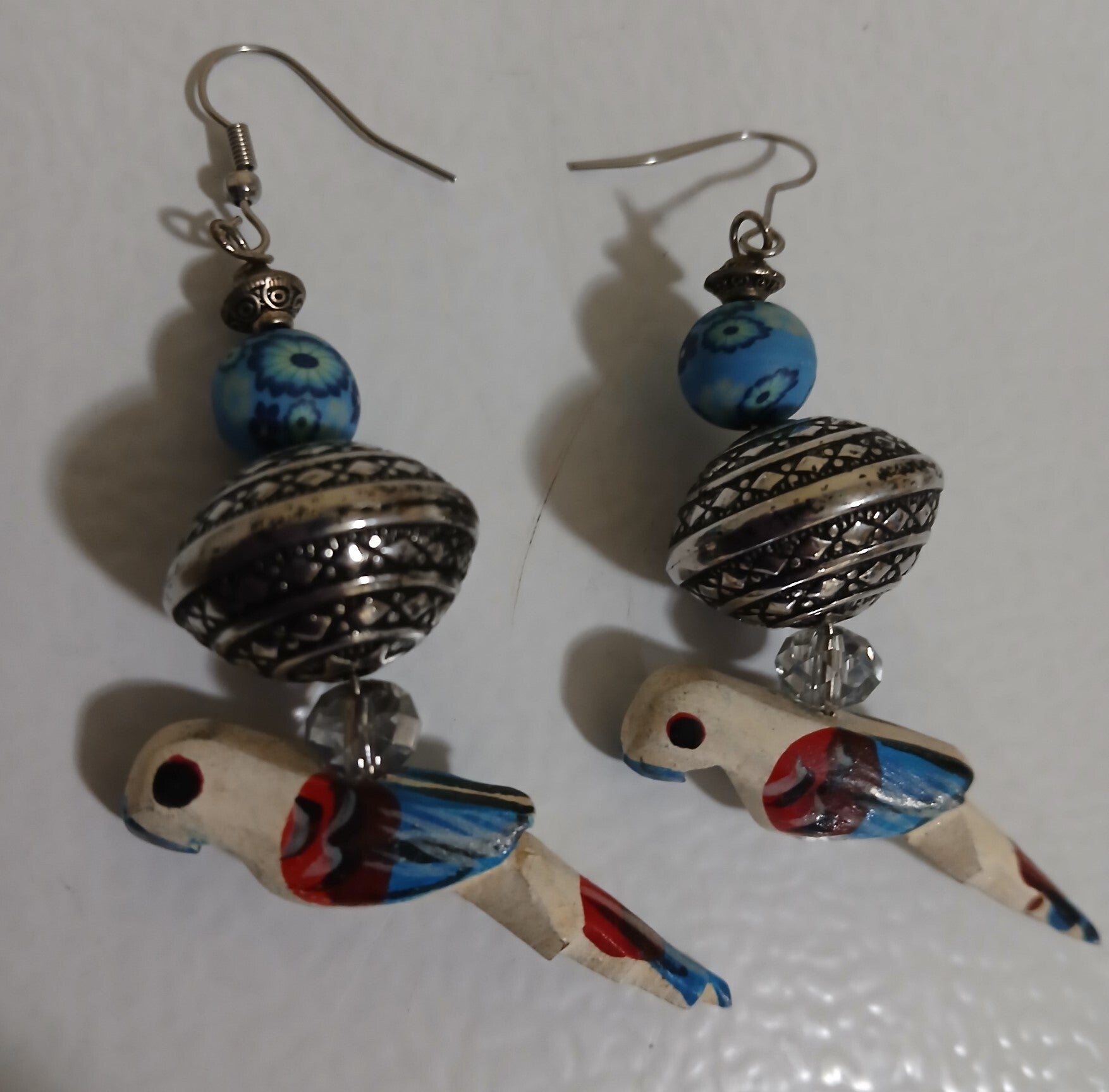 Dangle: Rare Parrots Blue