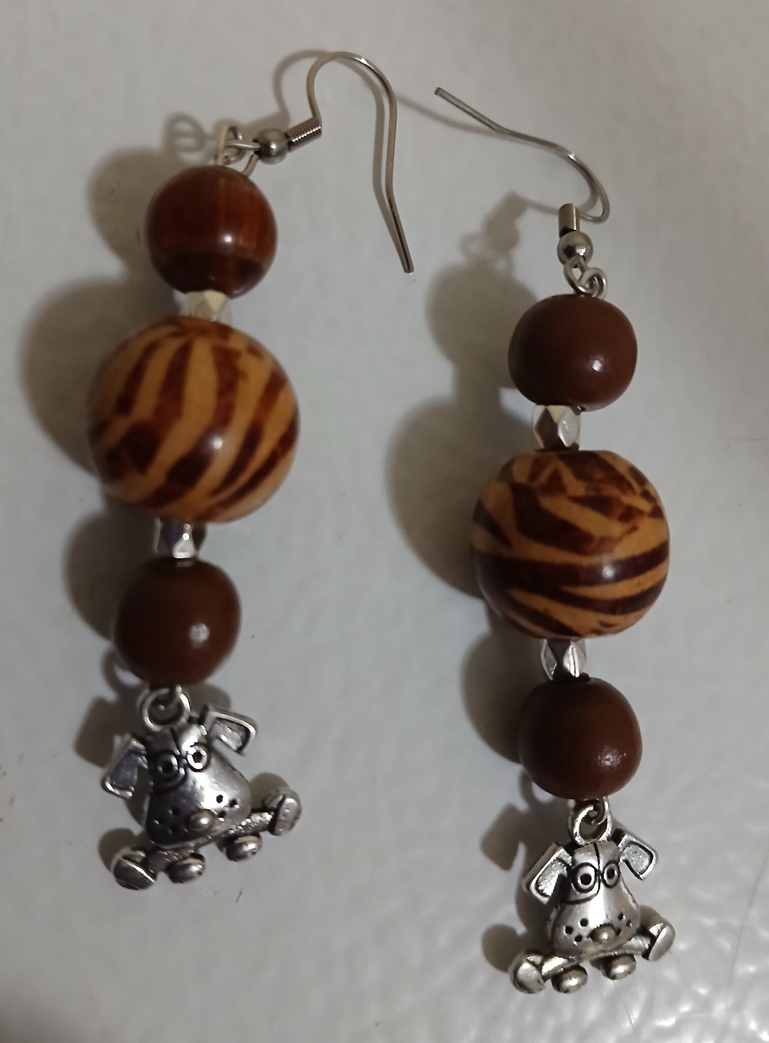 Dangle: Silver Dog with brown stripe bead