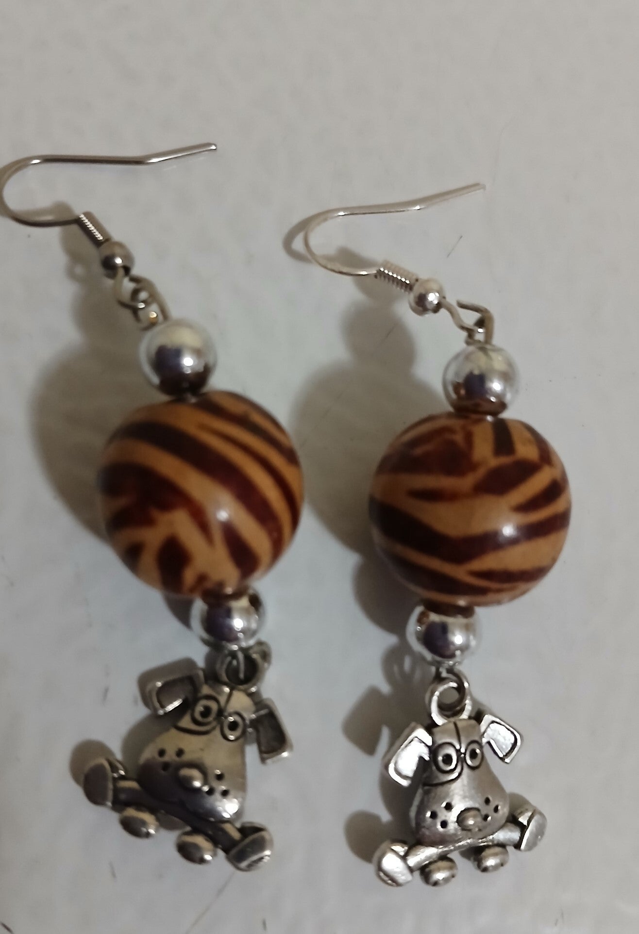 Dangle Silver Dog Short